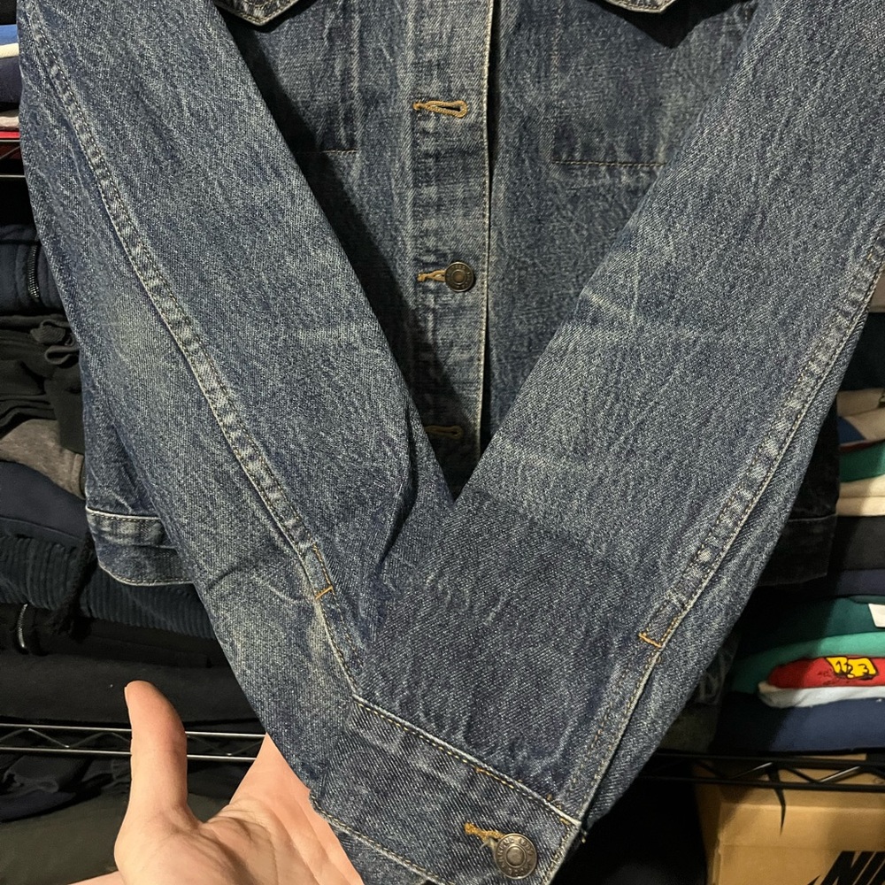 Classic Blue Denim Jean Jacket - Women's - Picture 3 of 5